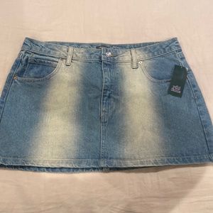 NWT never worn size 14 jean skirt